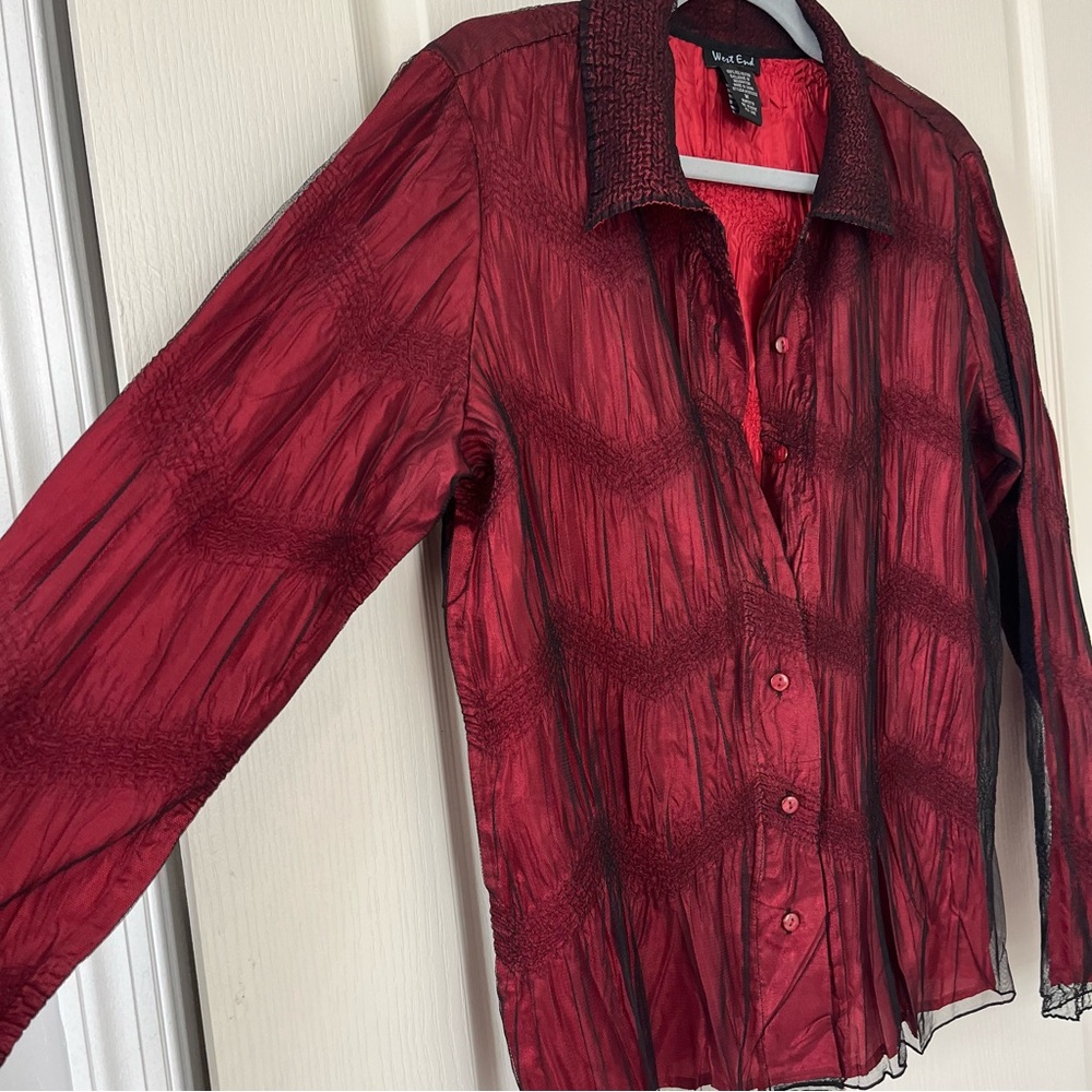 West End Vintage collared button up blouse